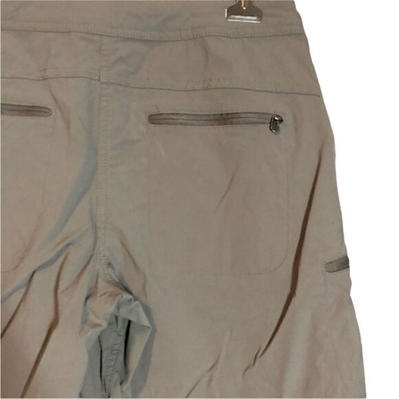 L.L.Bean‎ cargo short. Size 8 - Picture 3 of 15
